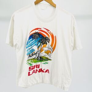 RARE 90s Sri Lanka White Graphic Travel Tropical Fish Sailing Cotton Tshirt